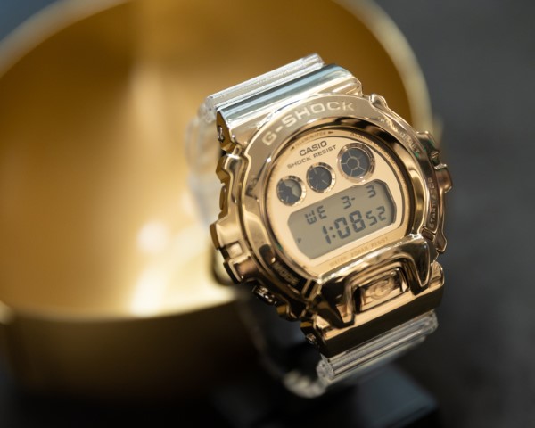 Casio G-Shock  包金属表壳 质感一流