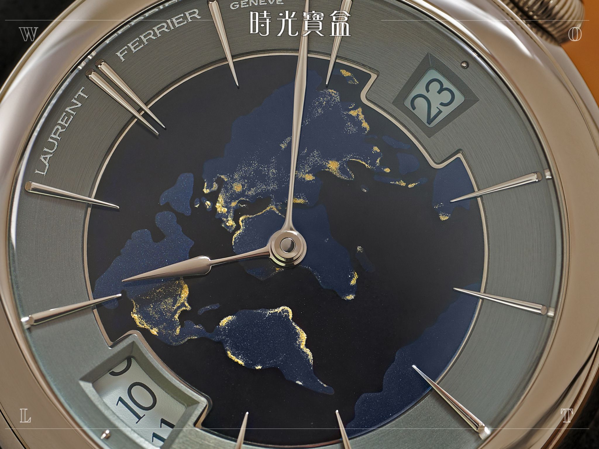 LAURENT FERRIER Classic Traveller Globe Night Blue